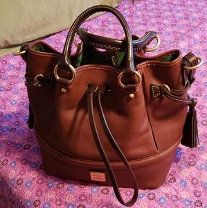 Dooney & Bourke Chesnut Buckley